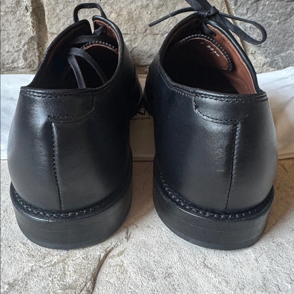 Allen Edmonds Carlyle Plain Toe Oxford 8830 Black Leather Mens Size 11. NWOT